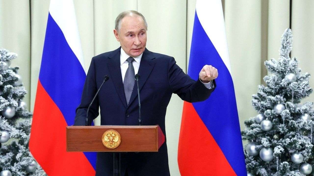 Putin, İran Dışişleri Bakanı Erakçı ile görüştü