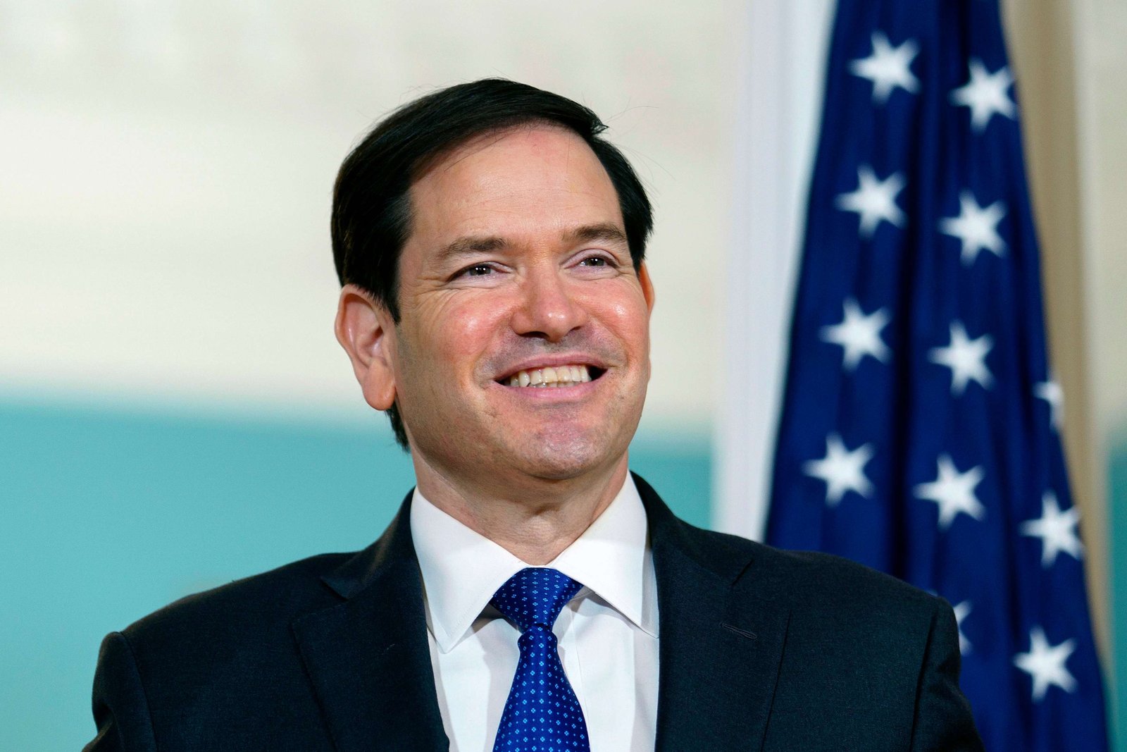 Rubio: İran'ın Hürmüz Boğazı'nı kontrol etmesine izin vermeyiz