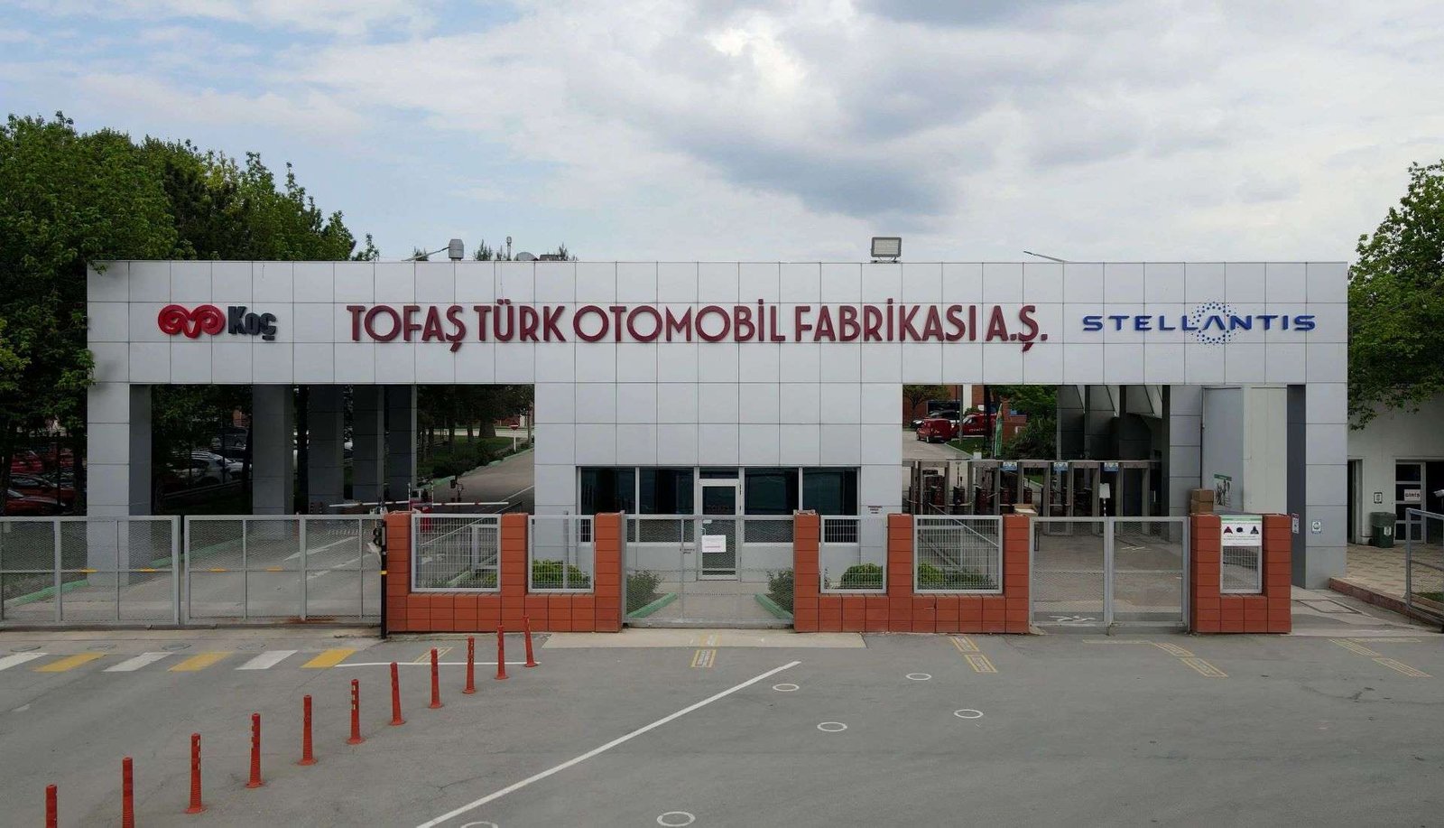 Tofaş yurtiçi satış tahminini düşürdü, ihracat ve üretim beklentisini yukarı çekti