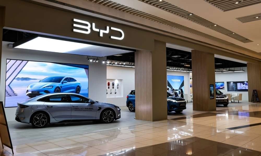 BYD, Avrupa'da fabrika satın almaya çalışıyor