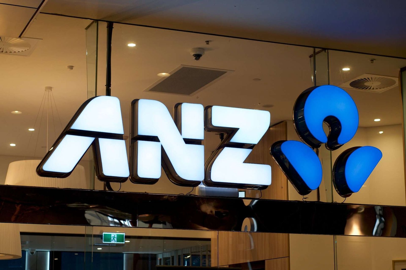 ANZ, altın için 6.000 dolar hedefini erteledi