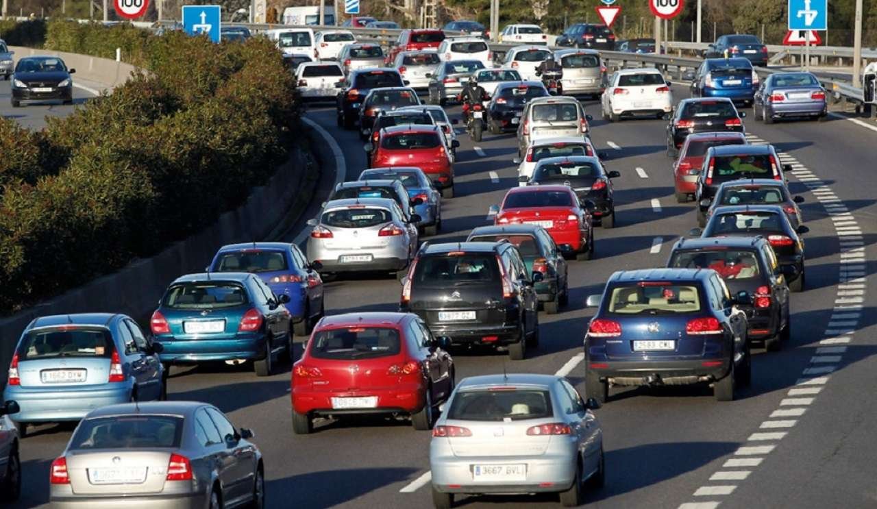 Trafiğe kaydı yapılan taşıt sayısı geçen yıla göre düştü