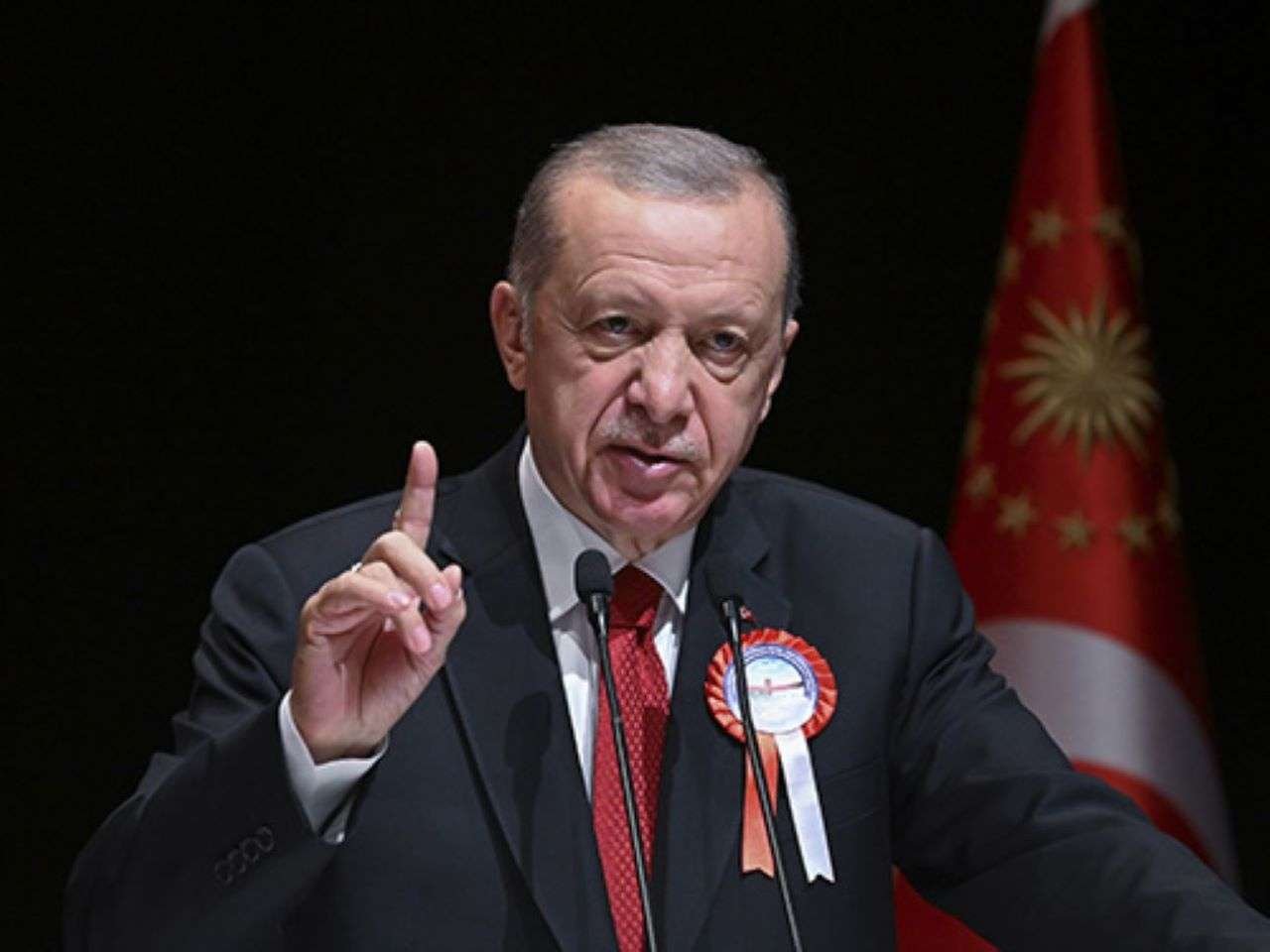 Erdoğan: Bölgesel gerilimin ekonomi üzerindeki etkisini sınırlamak için tedbirler sürecek