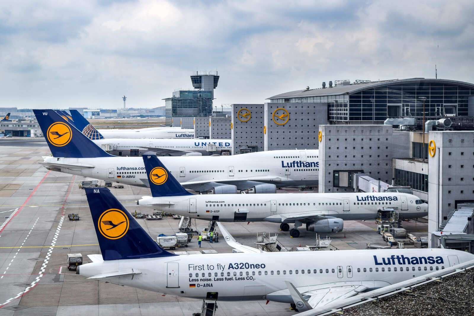Lufthansa: Yaz döneminde jet yakıtı tedarikinde risk görmüyoruz
