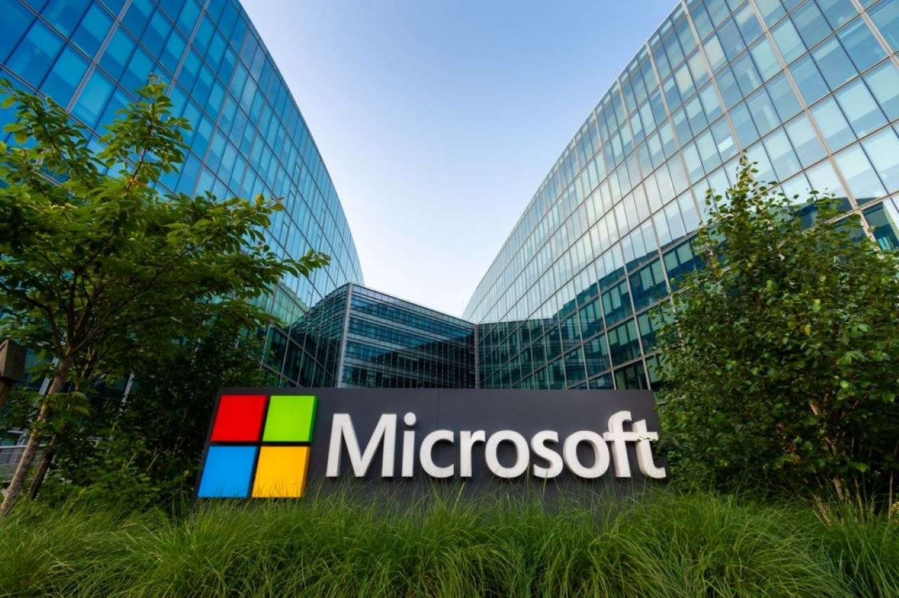 Microsoft, yeni geliştirici PC'si ve yapay zeka platformlarını tanıttı