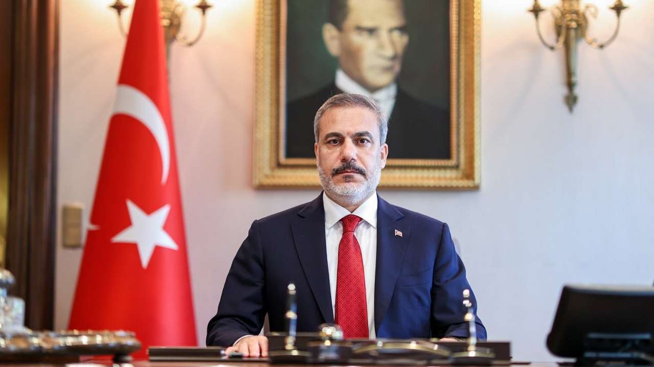 Erakçi, Türkiye ve Suudi Arabistan dışişleri bakanlarıyla görüştü