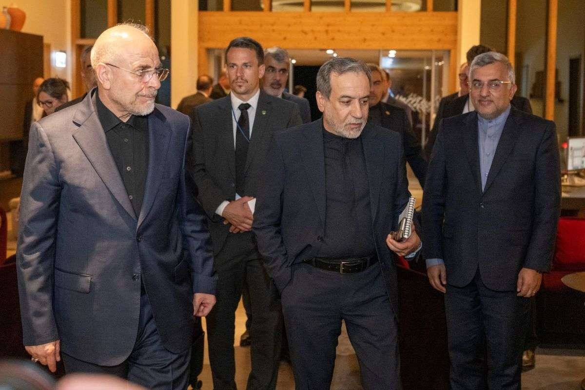 İran ve İsviçre Dışişleri Bakanları Arasındaki Görüşme Sona Erdi