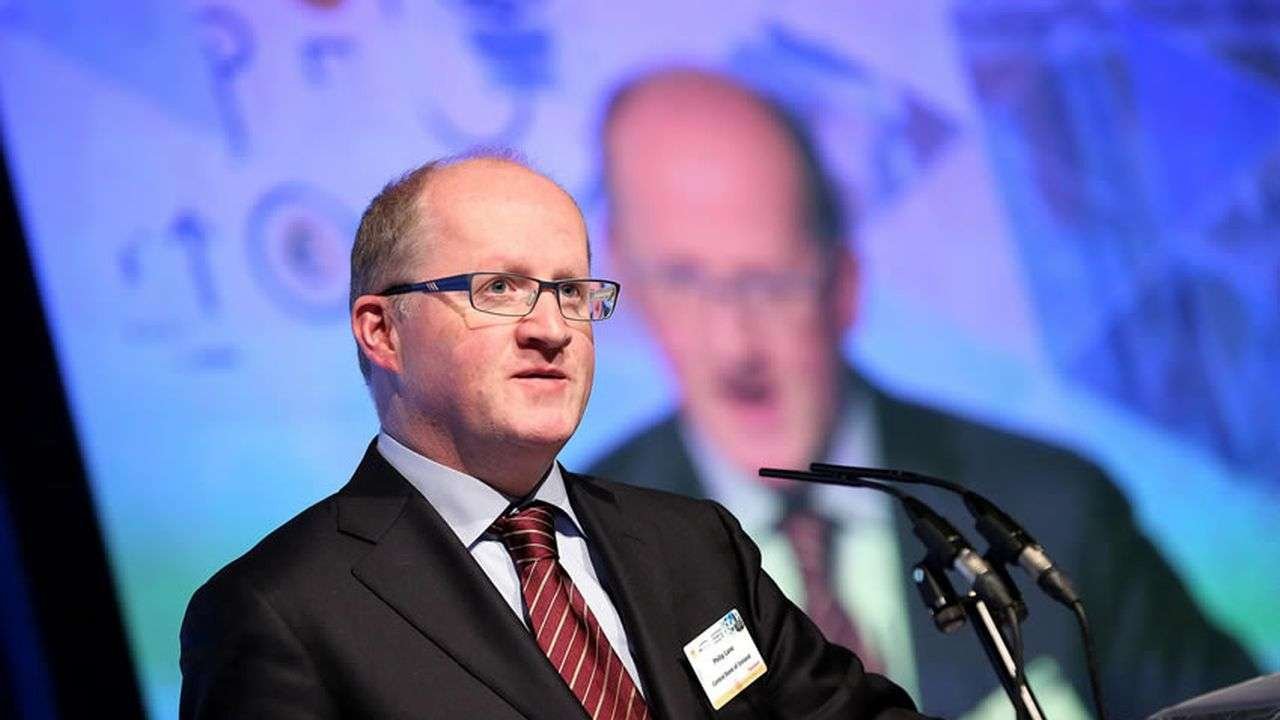 ECB/Lane: Petrol fiyatlarındaki gerileme enflasyon baskısını hafifletti ancak risk sürüyor