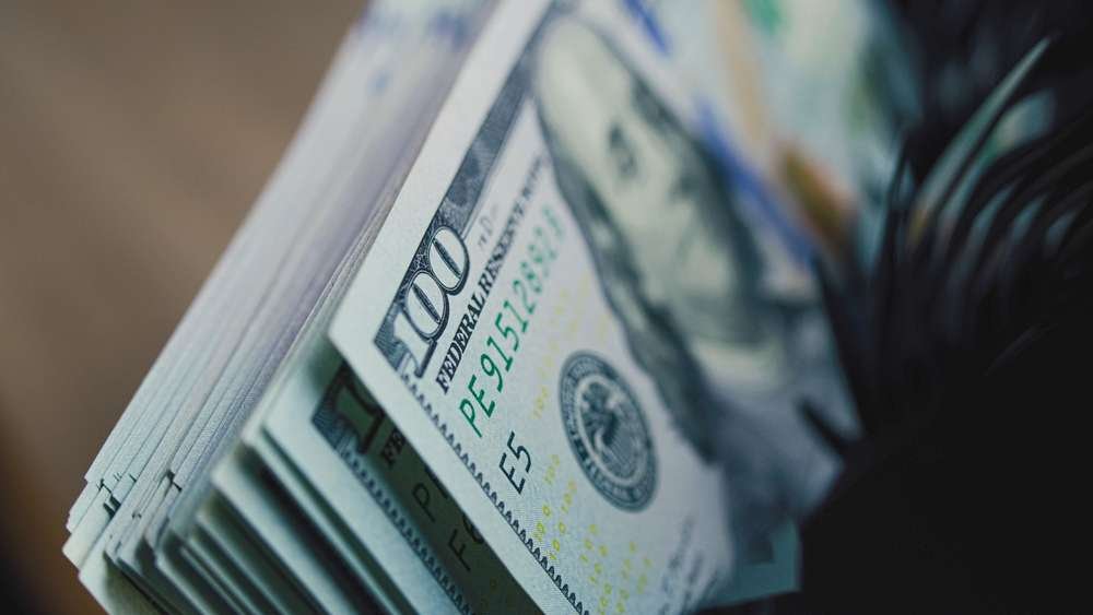 Doların seyri konusunda küresel bankalar arasında görüş farklılıkları artıyor