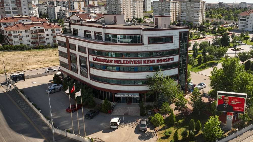 Etimesgut Belediyesine yönelik soruşturmada 52 gözaltı