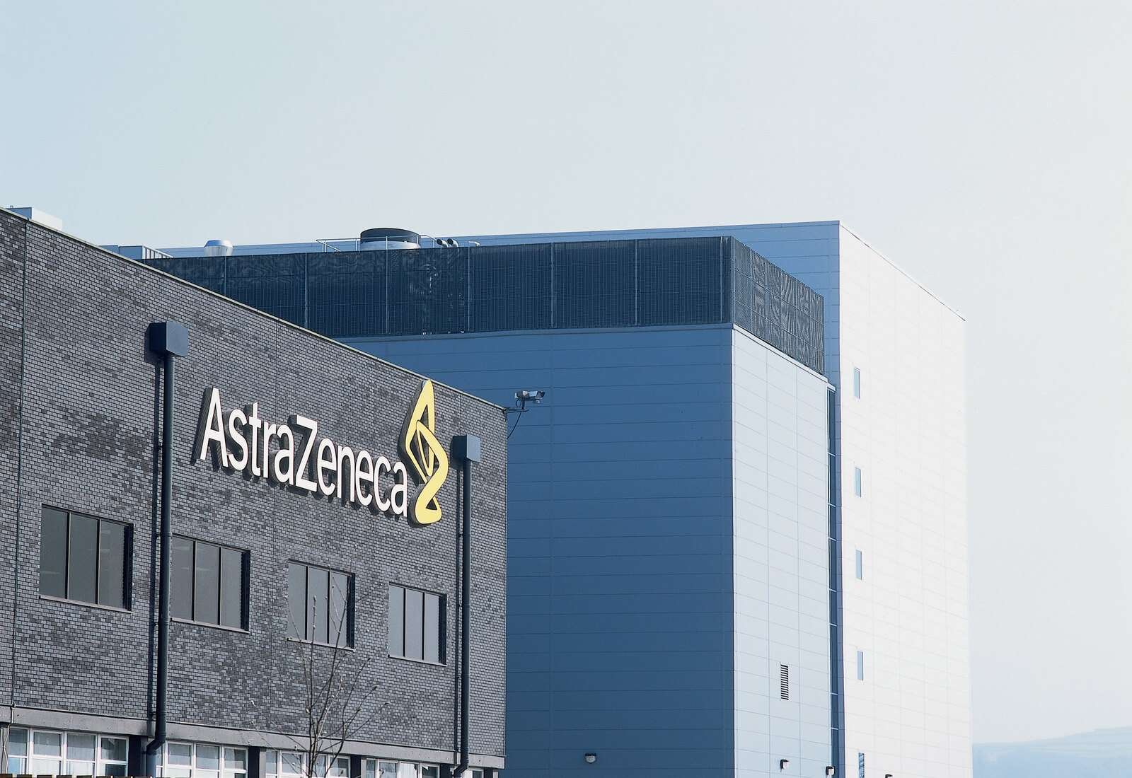 AstraZeneca, Bristol Myers Squibb ile 400 milyar dolarlık birleşmeyi değerlendiriyor