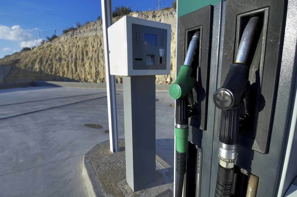 Motorine indirim bekleniyor, pompaya yanısıyıp yansımayacağı açıklanmadı