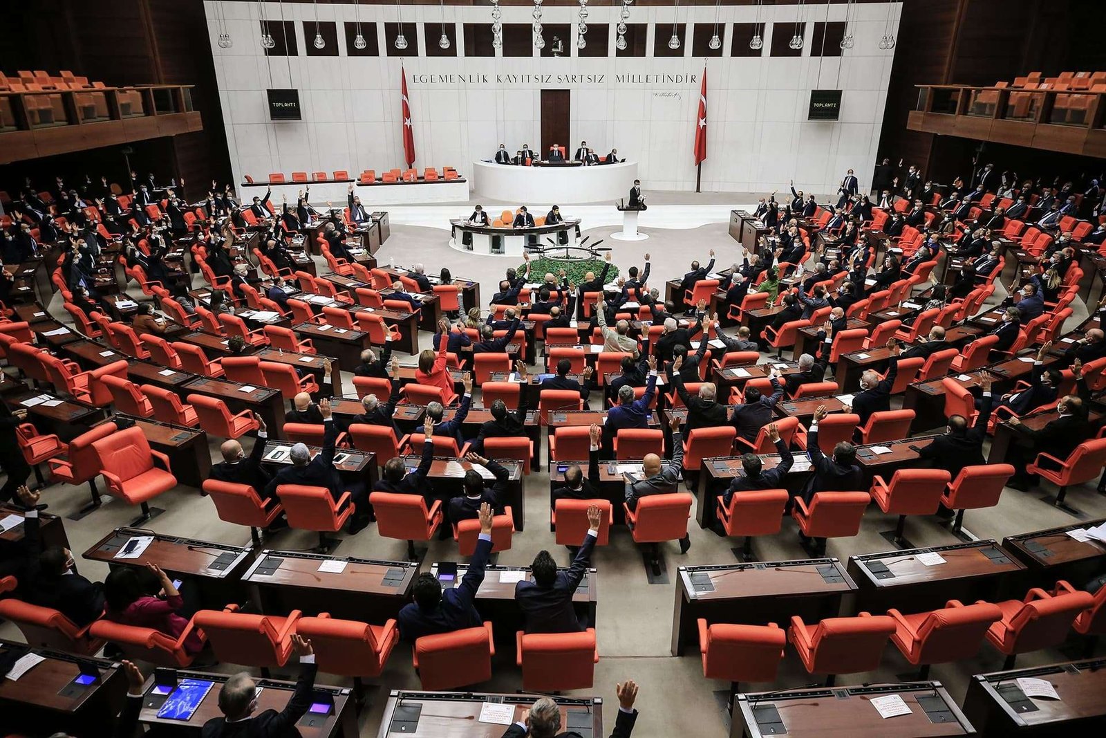 "Millî Dayanışma ve Toplumsal Bütünleşme" kanun teklifi TBMM'ye sunuldu