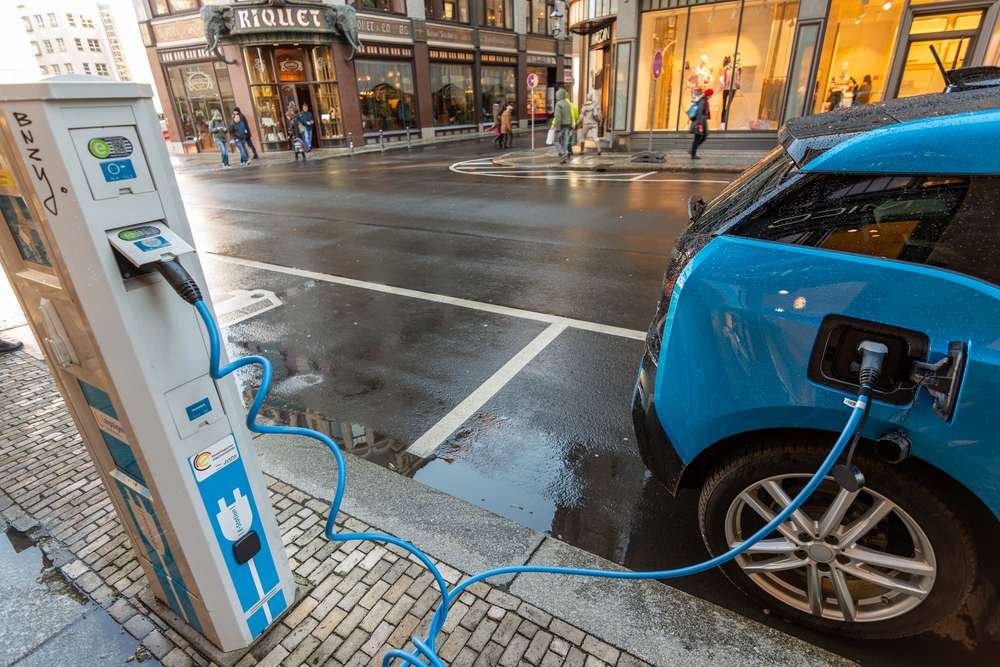 Almanya'da elektrikli araç satışları yüzde 60'tan fazla arttı