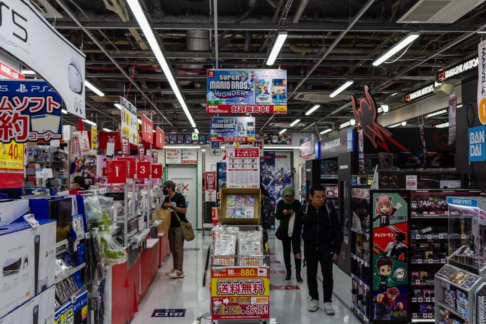 Japonya'da hanehalkı harcamaları yedinci ay üst üste geriledi