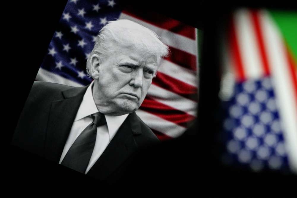 Trump, İran'a karşı yeniden ekonomik baskı stratejisine yöneldi