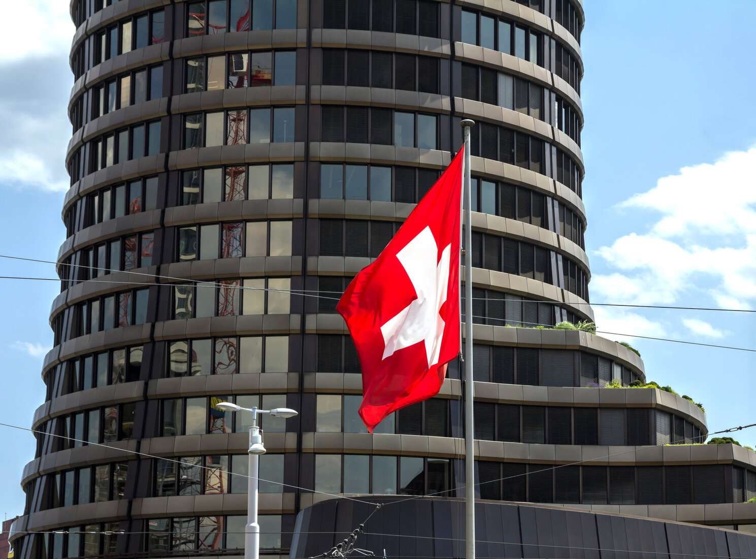 İsviçre Merkez Bankası'nın ABD hisse portföyü rekor  seviyeye ulaştı