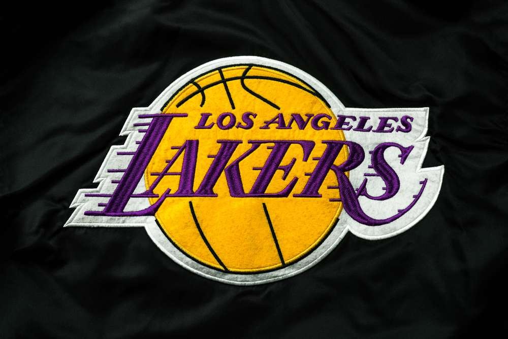 Los Angeles Lakers el değiştiriyor