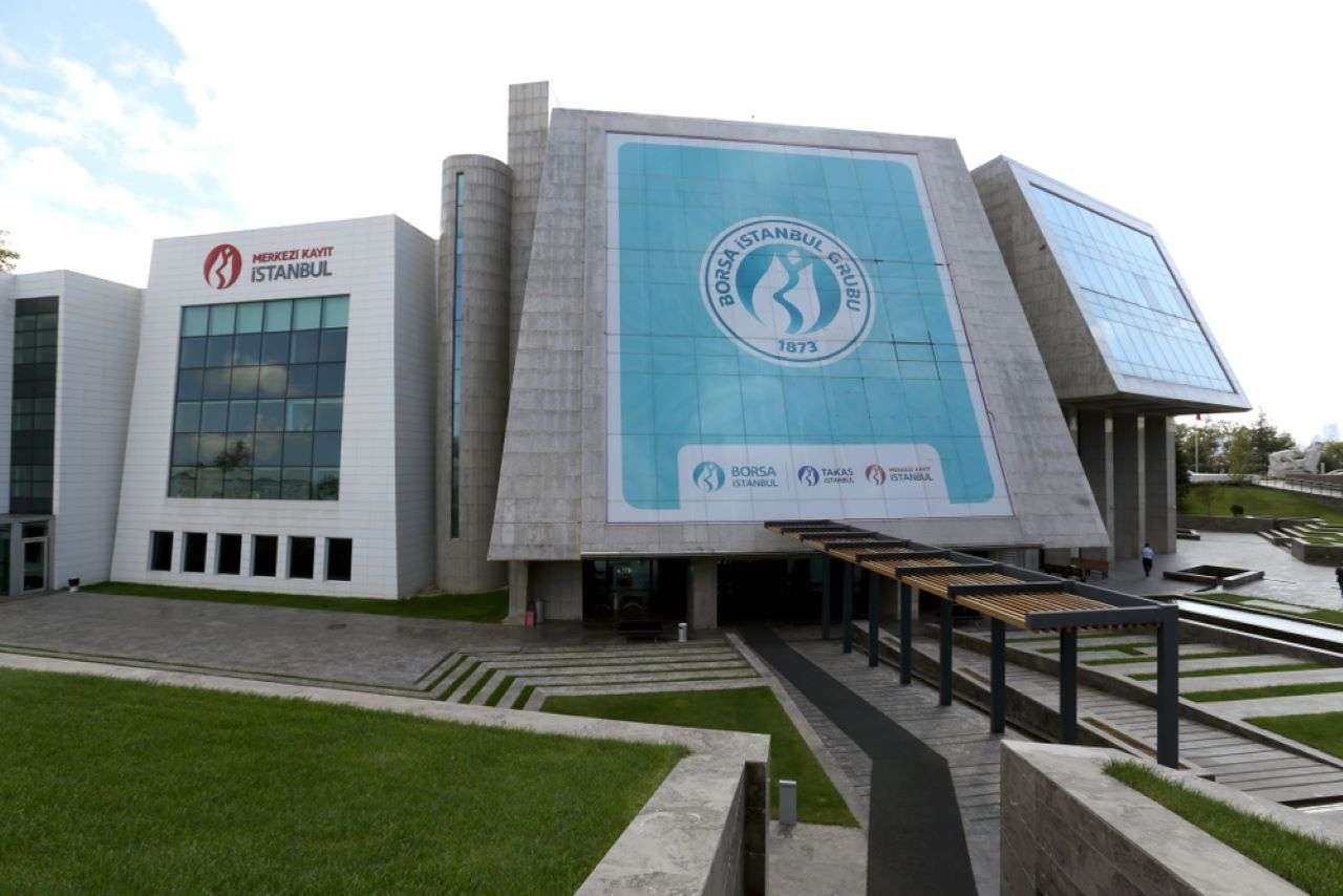 Kurumlar vergisi ilk 100 listesinde payları Borsa İstanbul'da işlem gören 19 şirket yer aldı