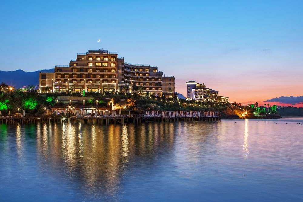 Net Holding ve Merit Turizm kar dağıtım oranlarını revize etti