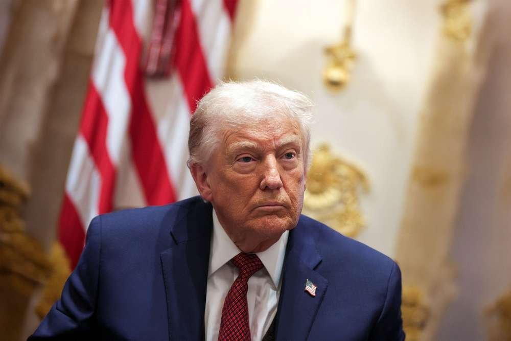 Trump'tan Umman'a tehdit: "Yolumuza çıkarsa bombalarız"