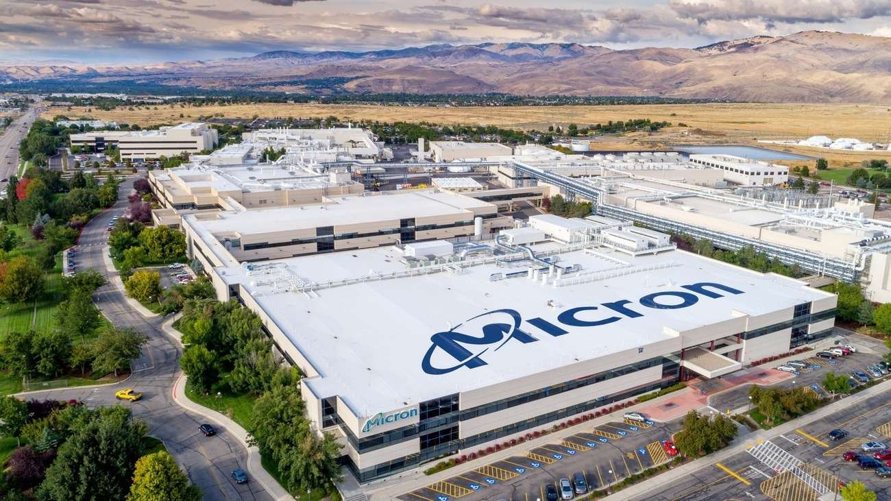 S&P, Micron'un kredi notunu yükseltti