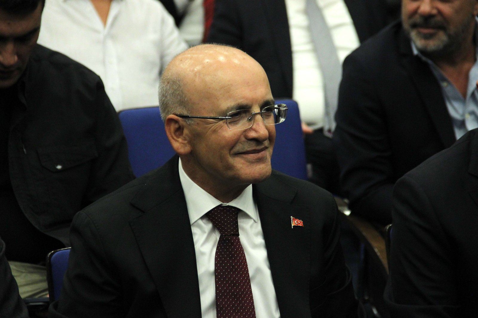 Şimşek: Mazot fiyatlarında küresel arz baskısı sürüyor