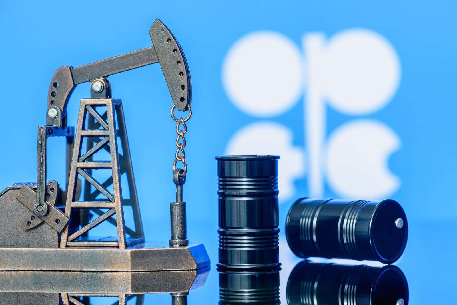 OPEC: Küresel petrol talebi 2050'de 124,1 milyon varile ulaşacak