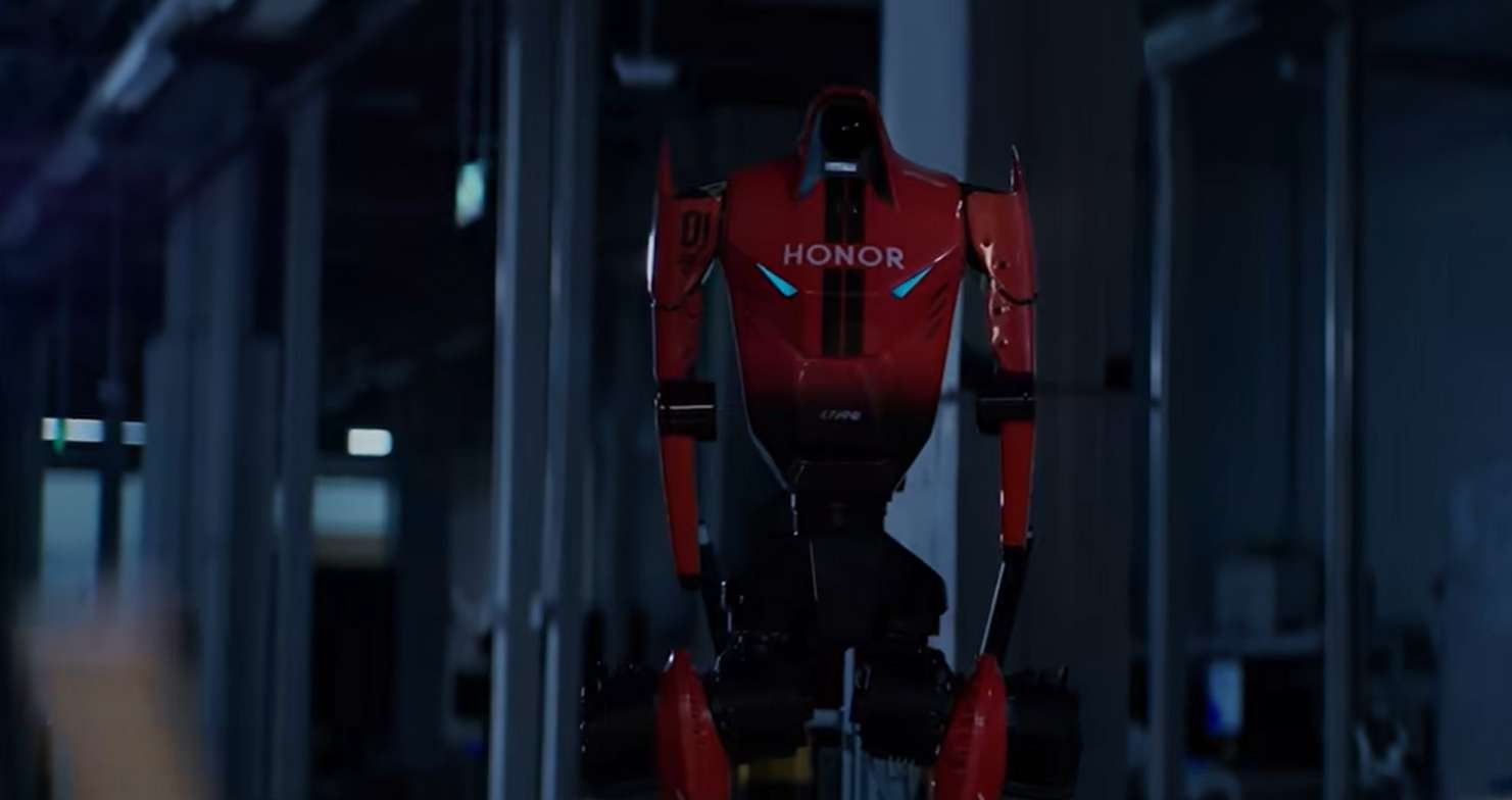 Çinli Honor'un insansı robotu Usain Bolt'un 100 metre rekorunu geçti