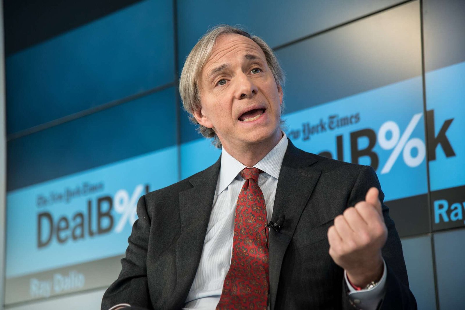 Dalio'dan ABD borç krizi uyarısı: Portföylerde altın payı yüzde 15'e çıkarılabilir