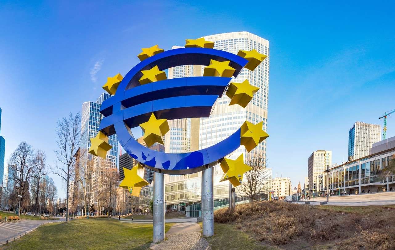 ECB  üyesi Kazaks'tan enflasyon uyarısı: faiz fiyat baskılarını sınırlamak için araçlardan biri