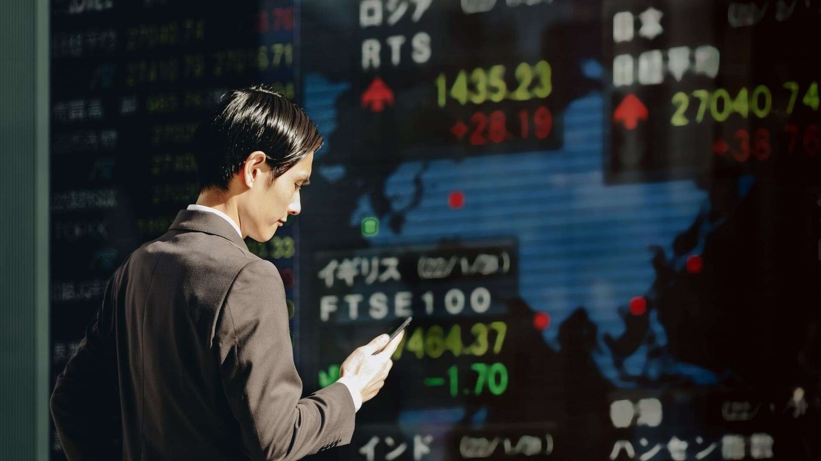 Fed ve İran gerilimi Asya piyasalarını vurdu