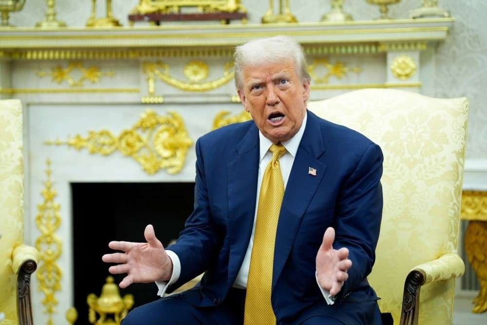 Trump petrol rafinerilerinin yöneticilerini Beyaz Saray'a çağırdı 
