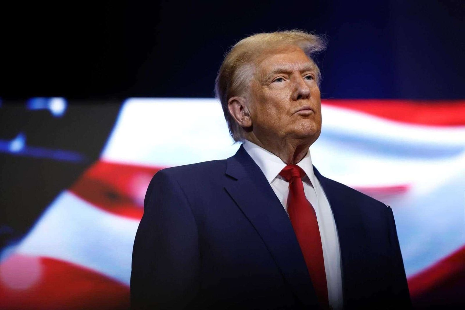 Trump'tan veri merkezi çıkışı: İstemeyen toplumlar geri kalır ve fakirleşir