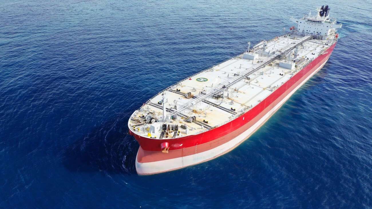 İran: İki petrol tankeri mayına çarparak durdu