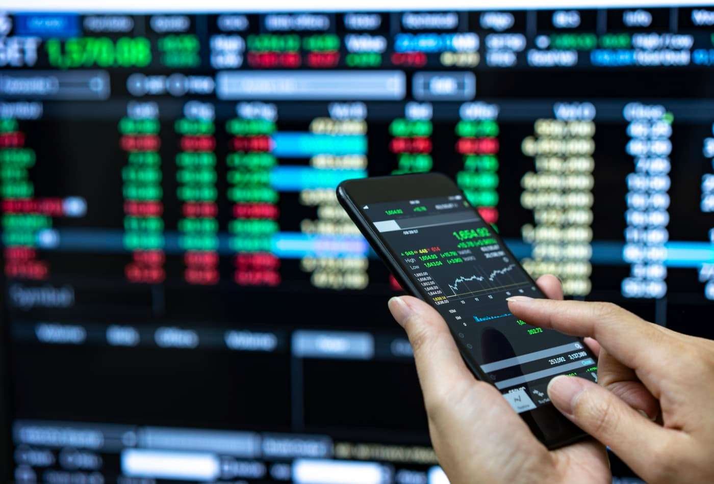 Borsa İstanbul'da gösterge endeksler yükselişte: BIST 100'ü Tüpraş ve Aselsan taşıyor