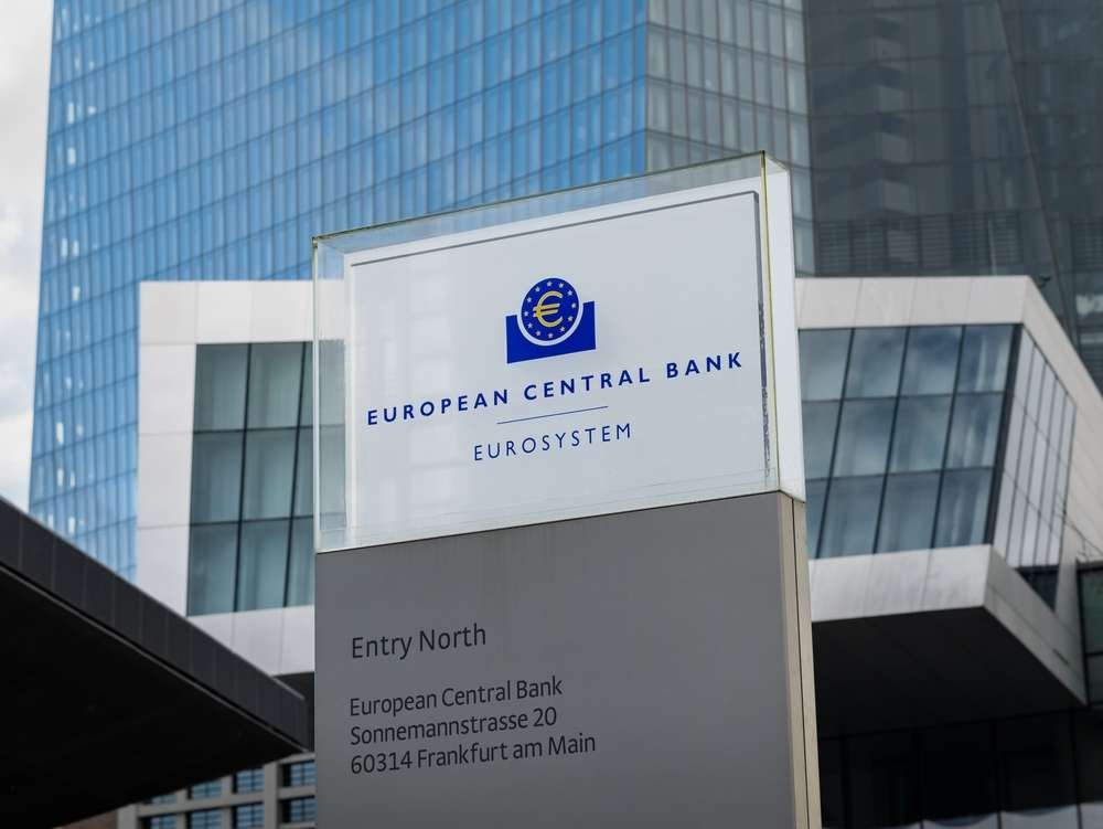 ECB'nin ücret göstergesi 2027'de yeniden hızlanmaya işaret etti