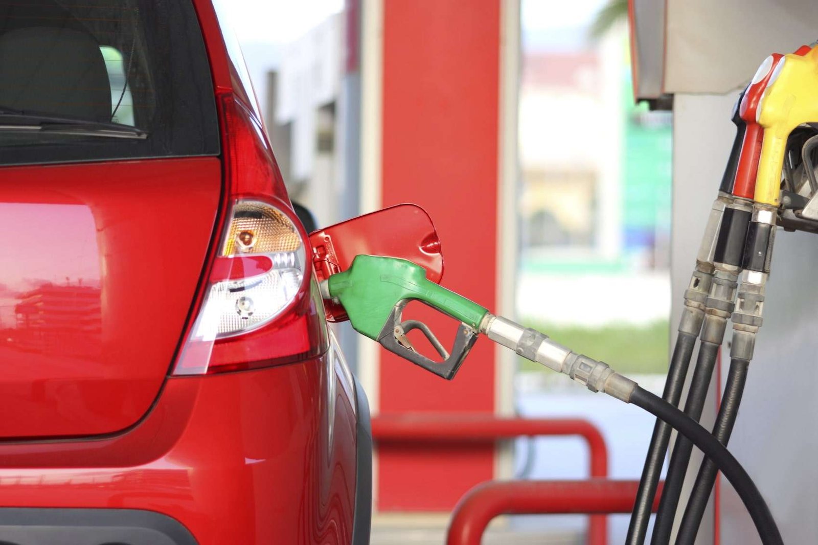 Motorine indirim, fiyat 100 TL'nin altına döndü
