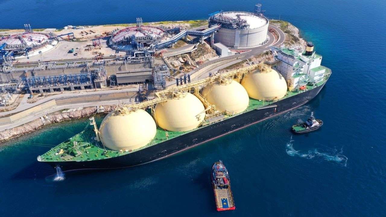 Katar'dan LNG mesajı: Hürmüz açılırsa üretim haftalar içinde toparlanabilir
