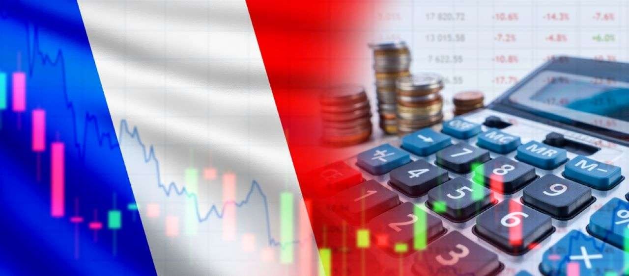 Fransa'da özel sektör 25 ayın en hızlı büyümesini kaydetti