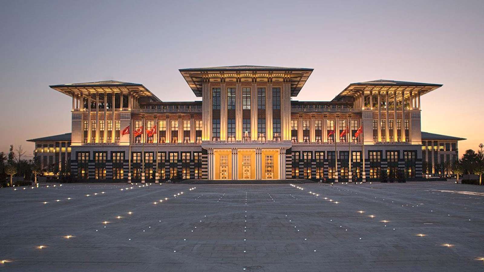 Cumhurbaşkanı Başdanışmanı Saral'dan fon soruşturması açıklaması