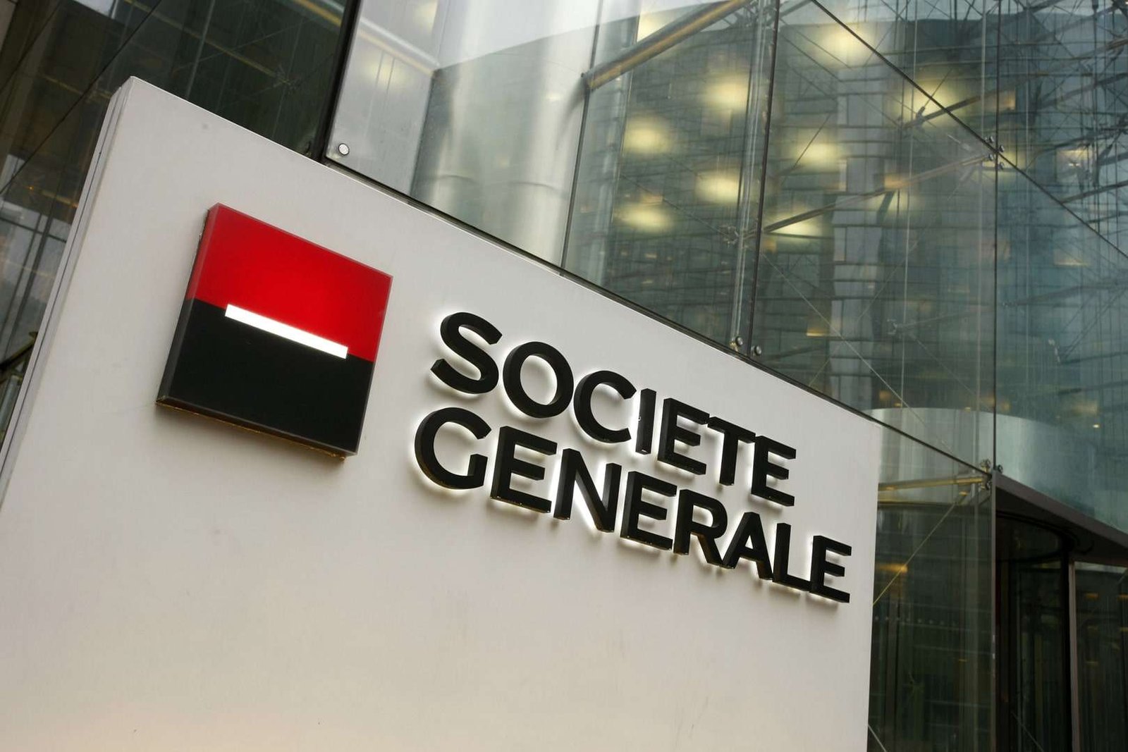 Societe Generale'in üçüncü çeyrek karı yüzde 24 arttı, beklentileri aştı